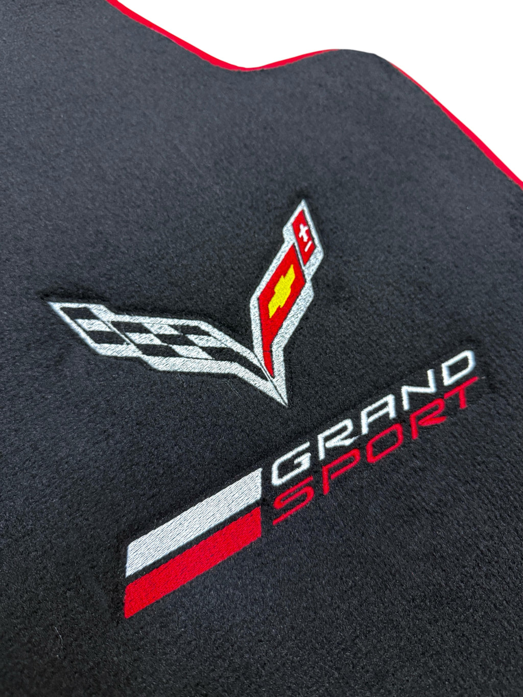 Chevrolet Corvette C3 (1968-1982) Custom Fit Floor Mats Grand Sport Red Edging - Driver Mat Detail | Class Car Design